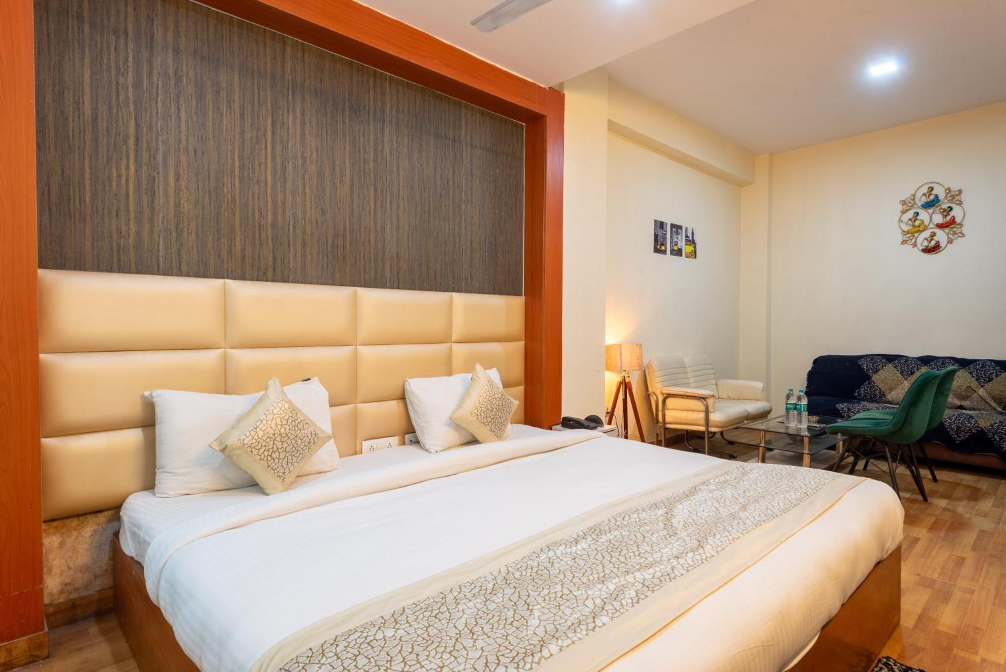 Oyster Pearl I Near Medanta Hospital I Sec-39 I Gurgaon Hotel Exterior photo