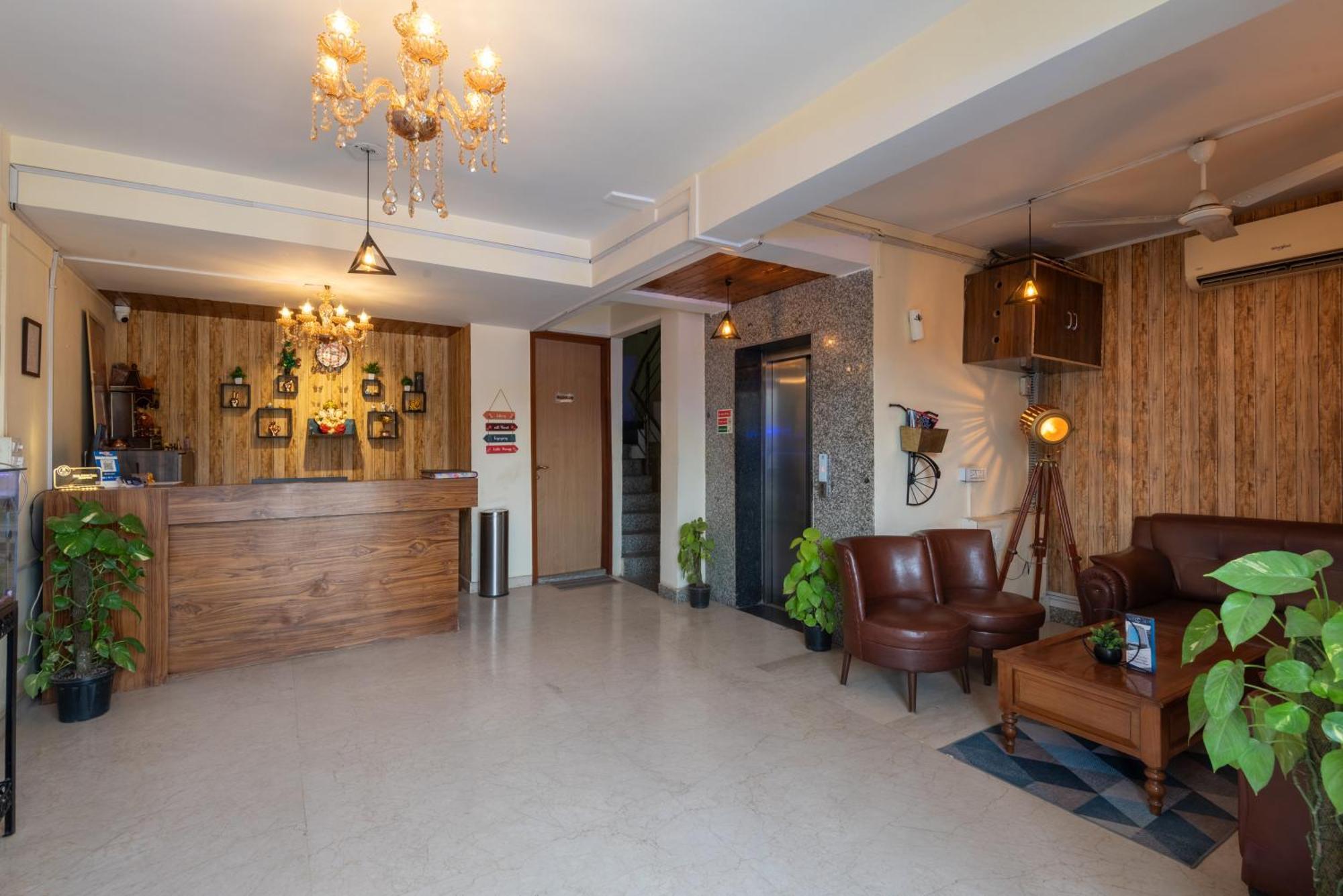 Oyster Pearl I Near Medanta Hospital I Sec-39 I Gurgaon Hotel Exterior photo